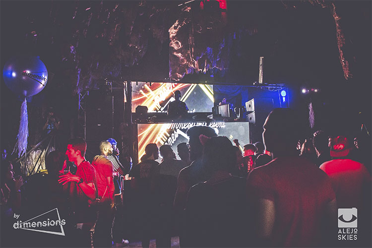 Amnesia presents at The Cave - Guacara Taina