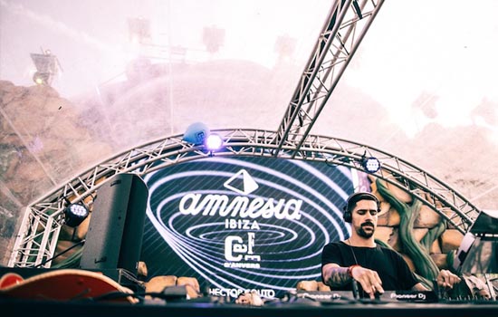 fiesta Amnesia Presents at Ostend Beach